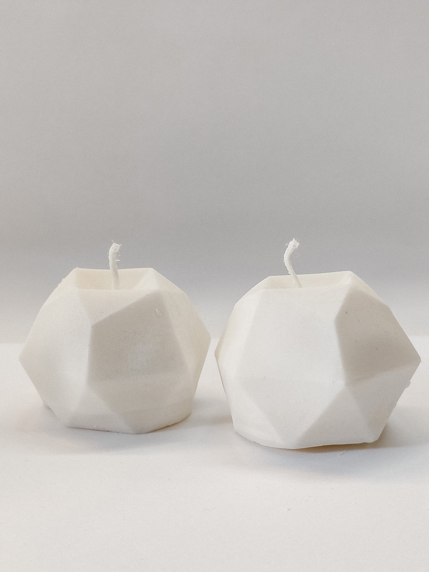 Set van 2 geometrische kaarsen